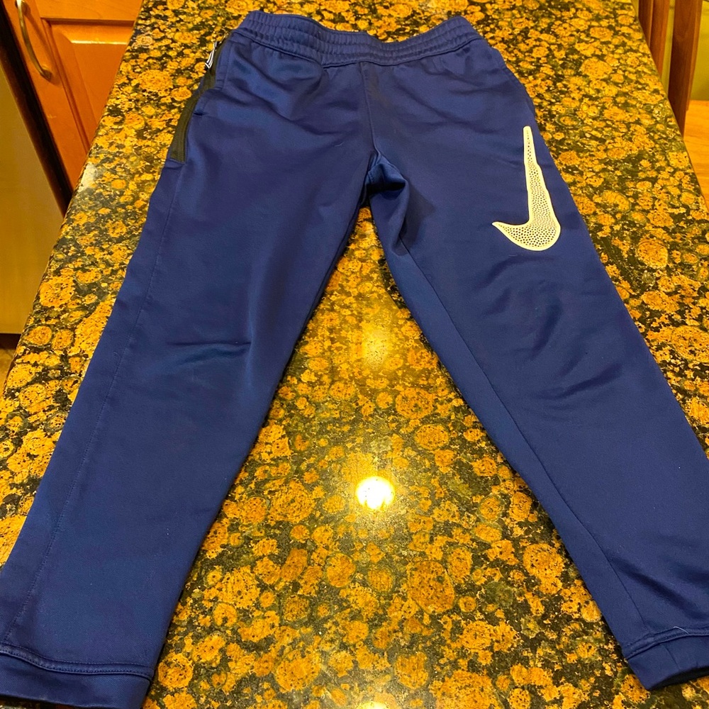 Nike drawstring athletic pants